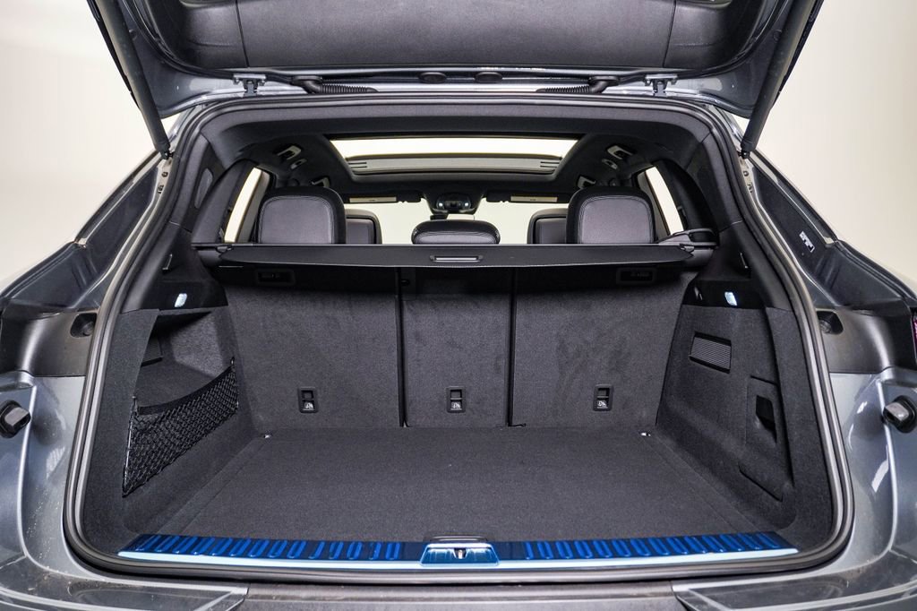New 2026 Porsche Cayenne AWD/4WD image 28