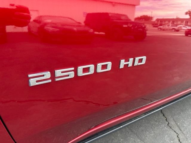 Used 2022 Chevrolet Silverado 2500 LTZ w/ LTZ Convenience Package AWD/4WD image 5
