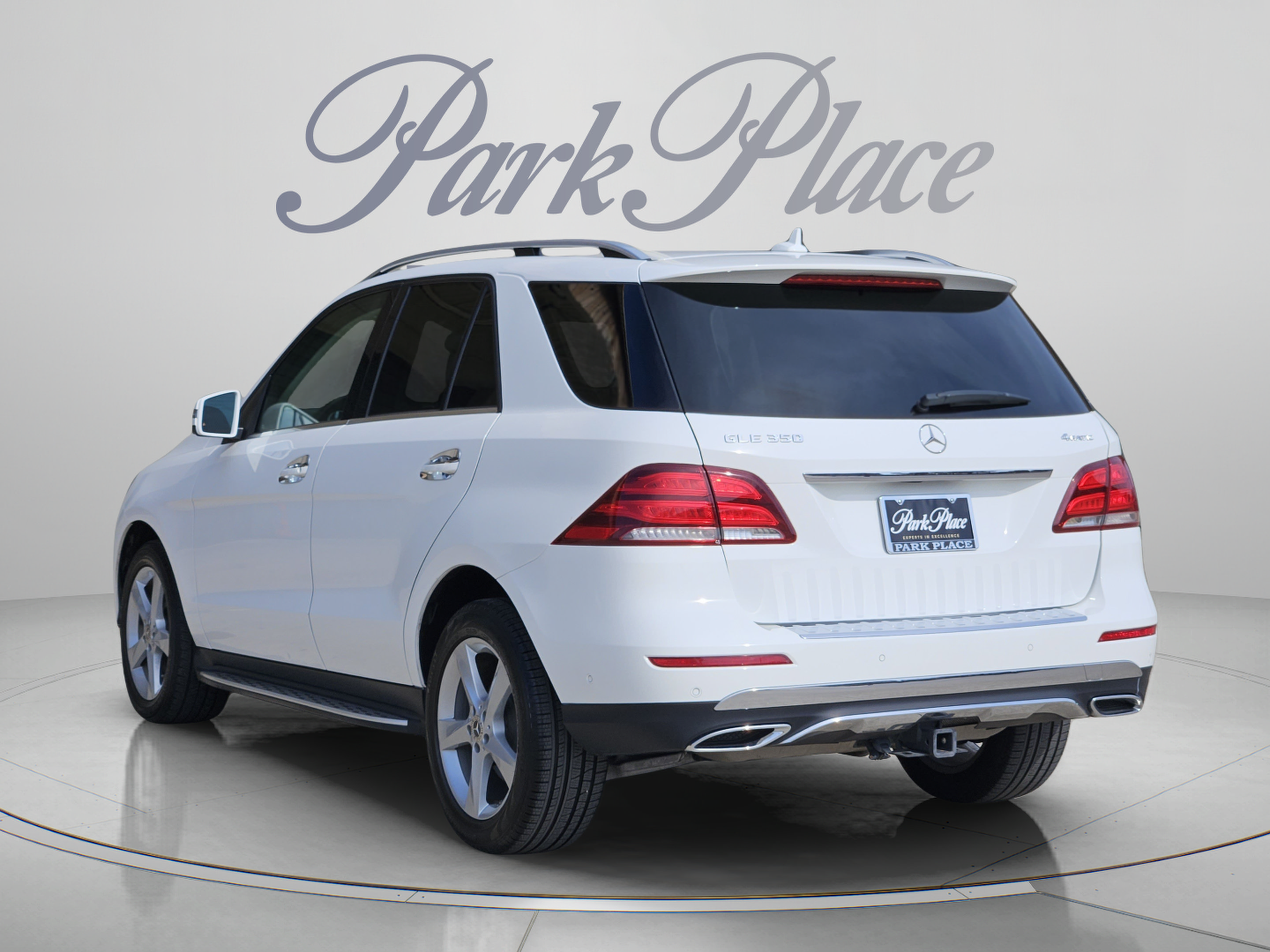 Used 2018 Mercedes-Benz GLE 350 4MATIC image 3