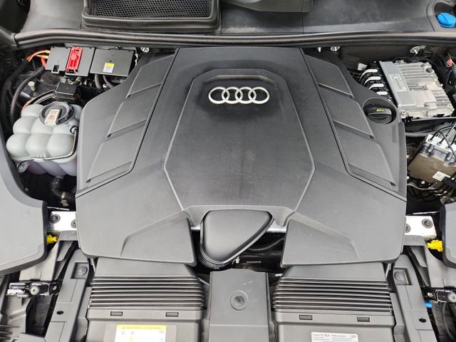 Used 2021 Audi Q8 Prestige image 31
