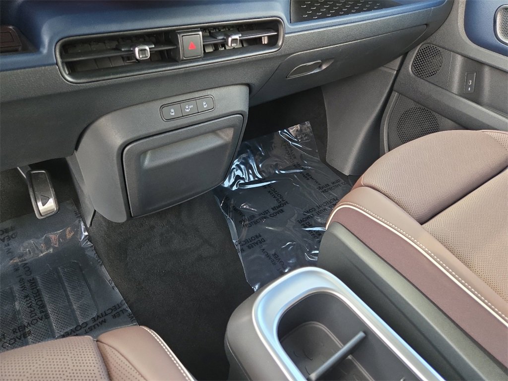 New 2025 Volkswagen ID. Buzz Pro S image 25