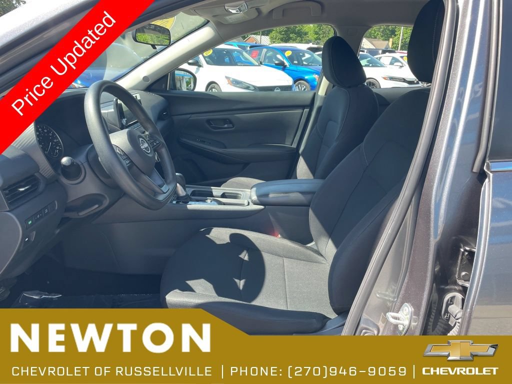 Used 2025 Nissan Sentra S FWD image 4