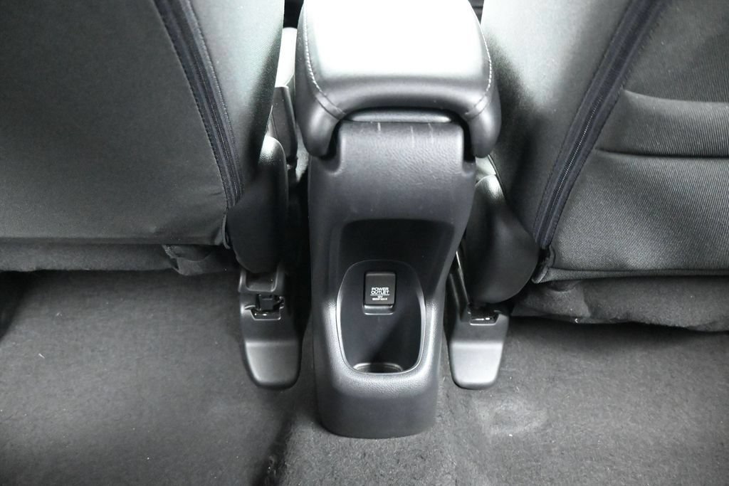Used 2016 Honda HR-V EX image 33