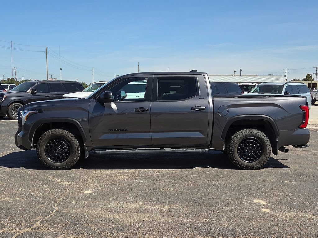 Used 2025 Toyota Tundra SR5 w/ SR5 Premium Package AWD/4WD image 2