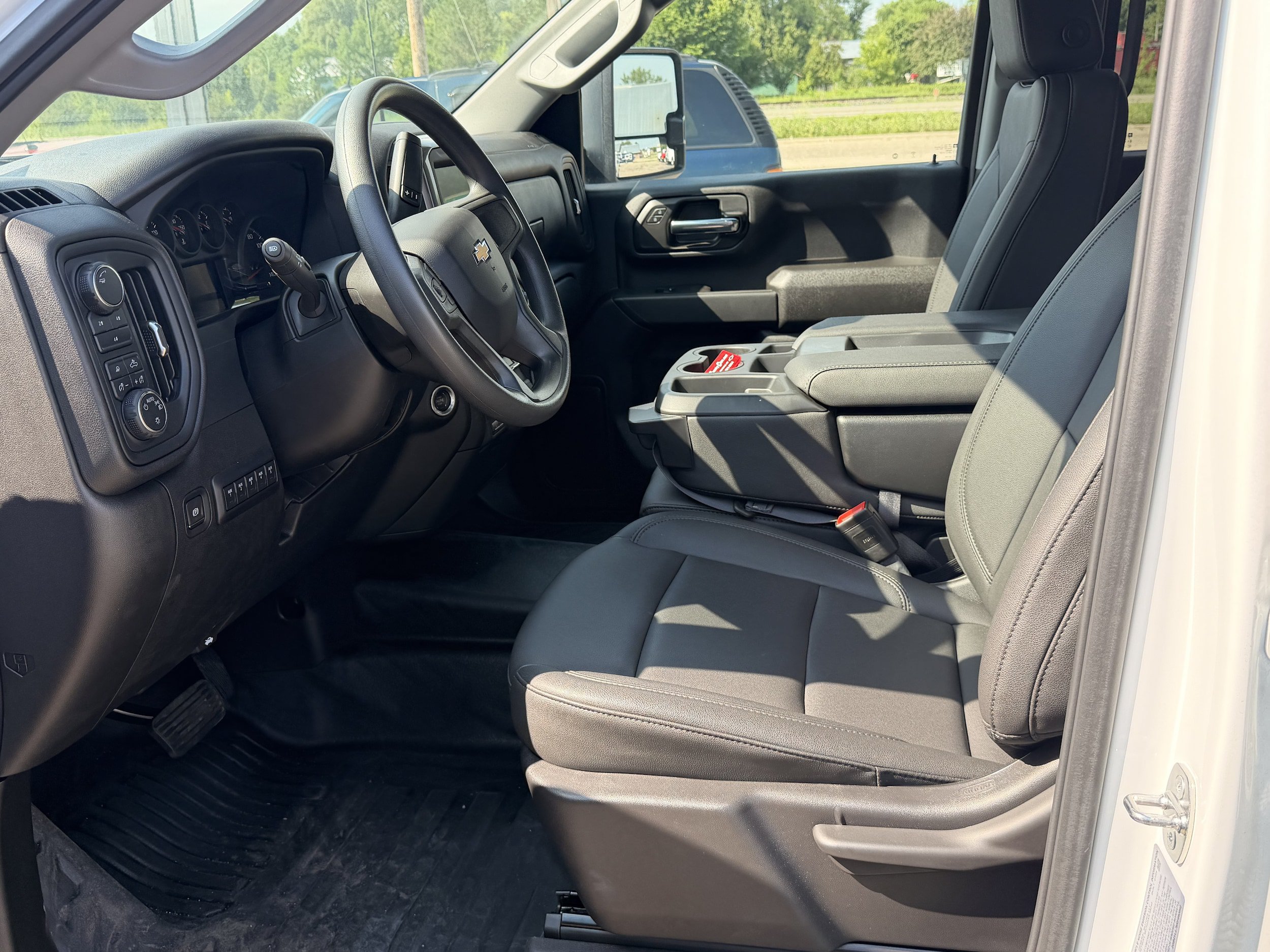 Used 2024 Chevrolet Silverado 2500 W/T w/ WT Convenience Package AWD/4WD image 6