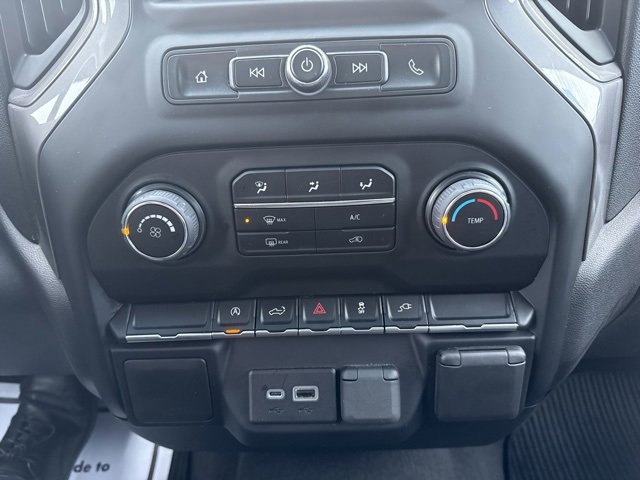 Used 2022 Chevrolet Silverado 1500 Custom image 25