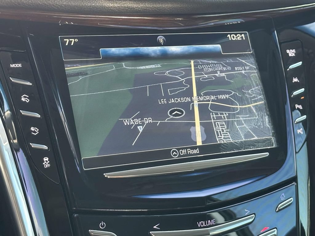 Used 2018 Cadillac Escalade Premium Luxury AWD/4WD image 12