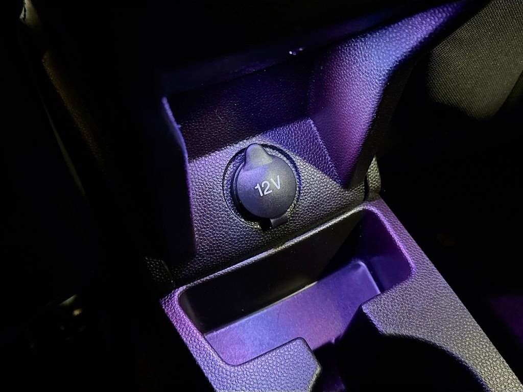 Used 2016 Ford Fiesta SE image 27