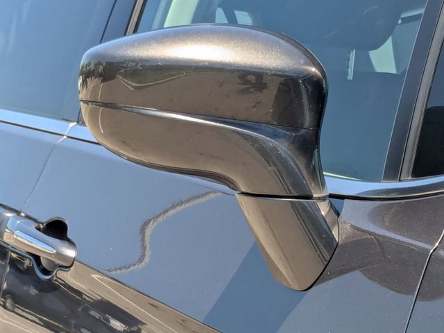 Used 2019 Chrysler Pacifica Touring-L FWD image 12