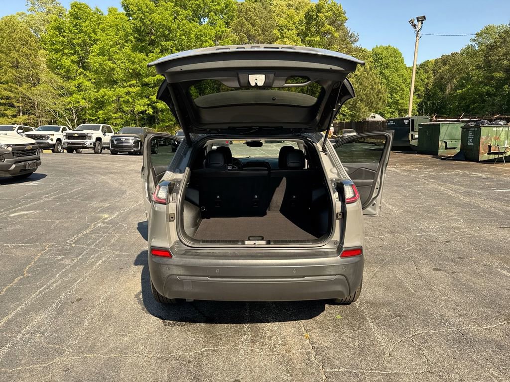 Used 2023 Jeep Cherokee Altitude Lux image 35