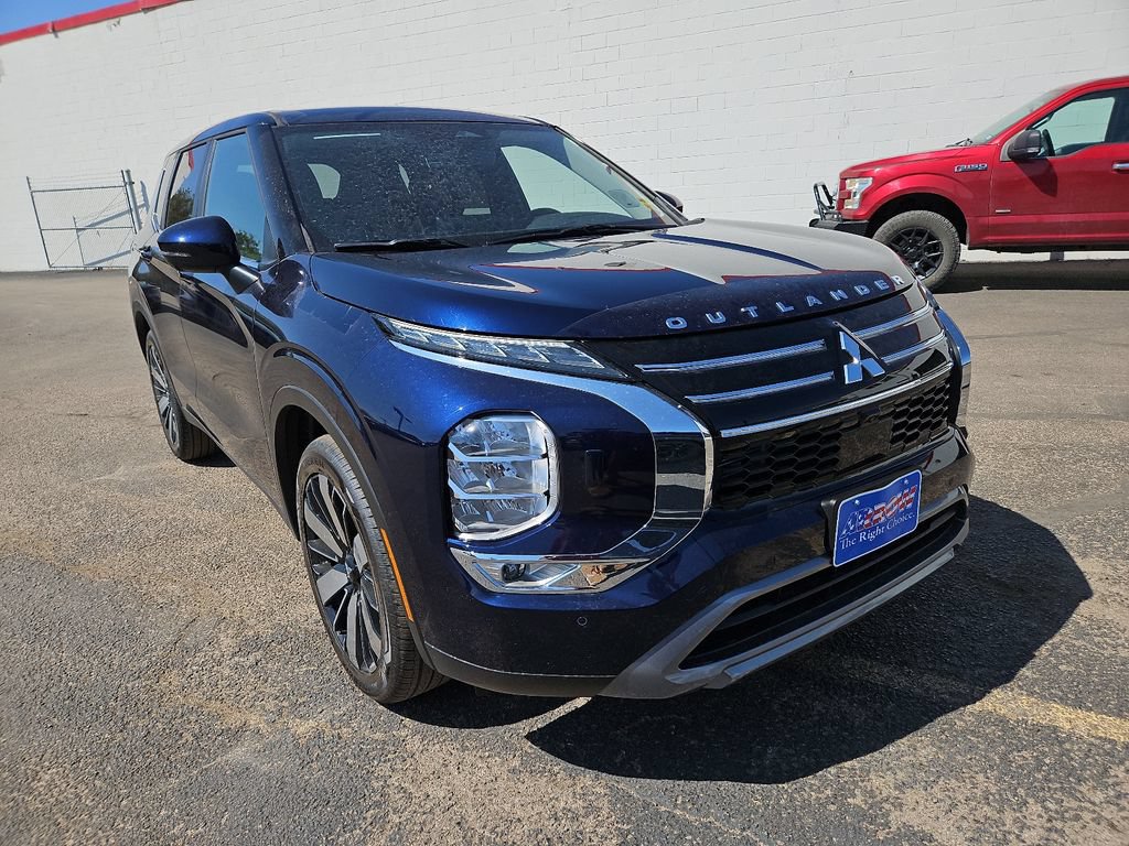New 2026 Mitsubishi Outlander SE AWD/4WD image 2