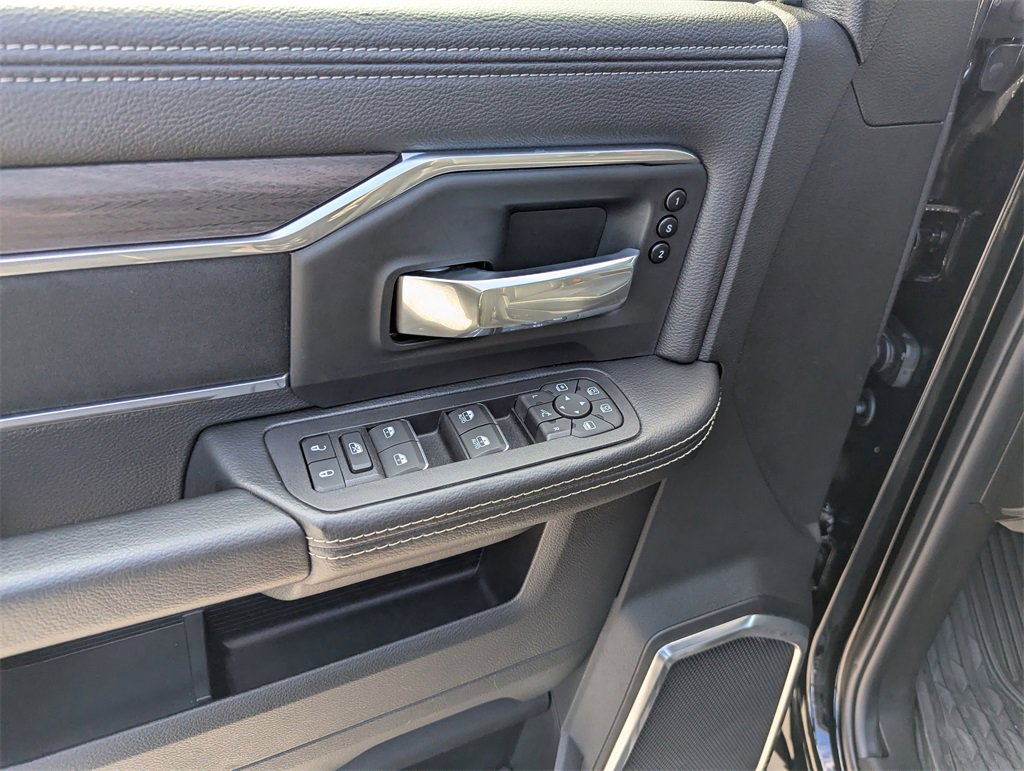 Used 2025 RAM 2500 Laramie w/ Sport Appearance Package image 19
