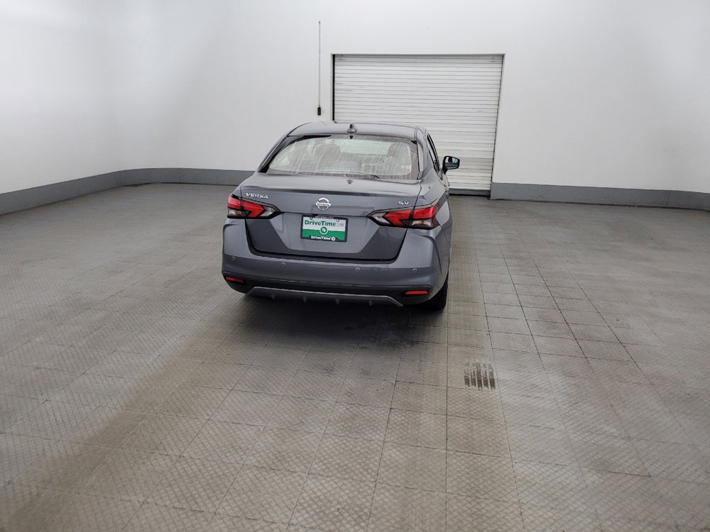 Used 2021 Nissan Versa SV FWD image 7