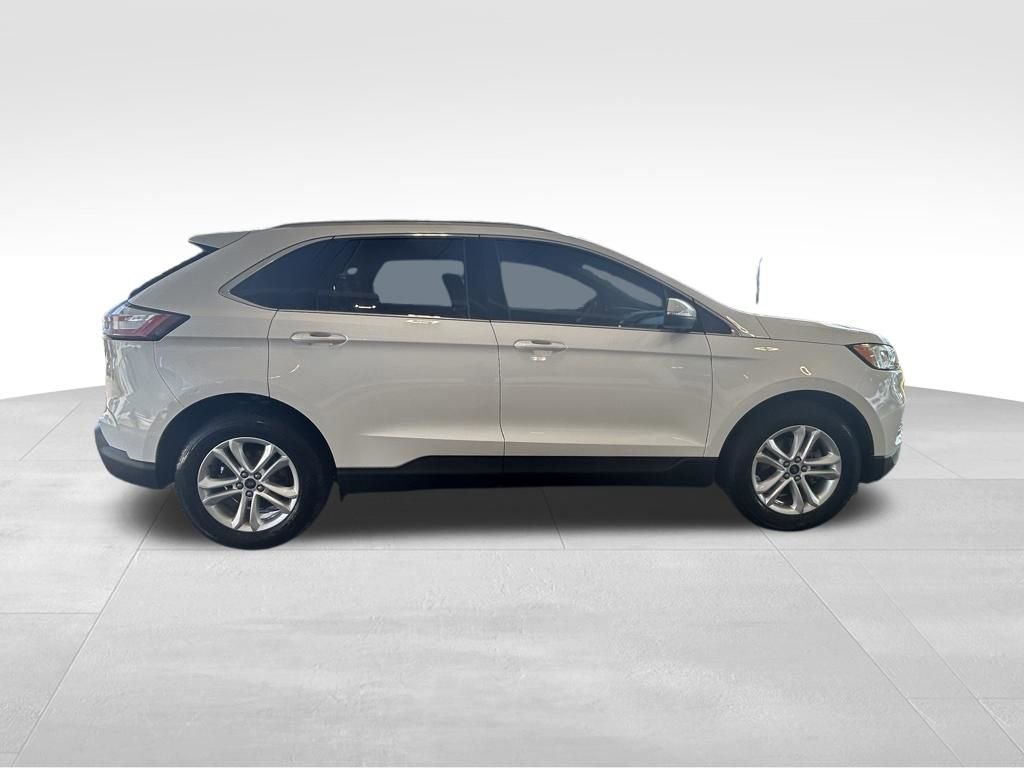 Used 2019 Ford Edge SEL w/ Equipment Group 201A FWD image 3