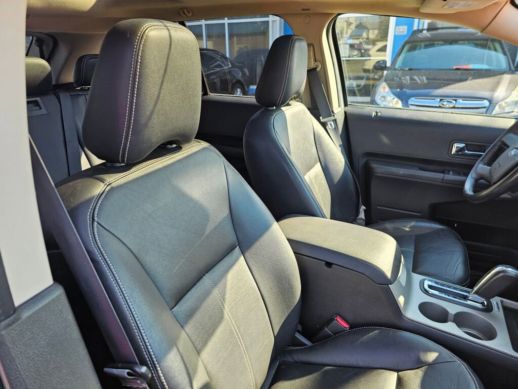 Used 2008 Ford Edge Limited image 12