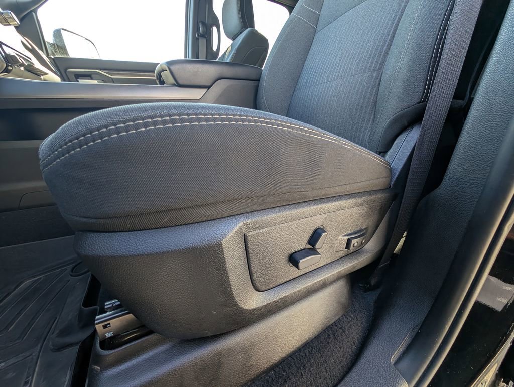 Used 2022 RAM 3500 Big Horn w/ Level A Equipment Group image 17