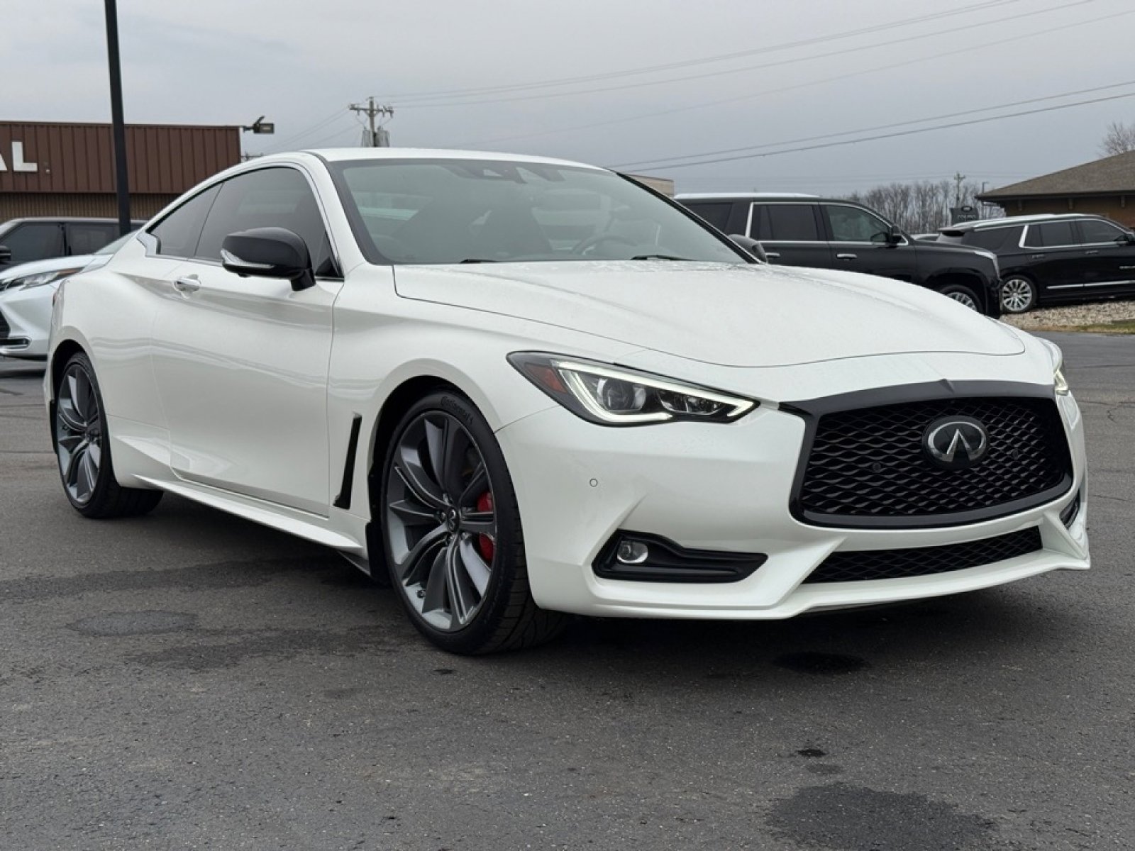 Used 2022 INFINITI Q60 Red Sport 400 w/ Proactive Package RWD image 2