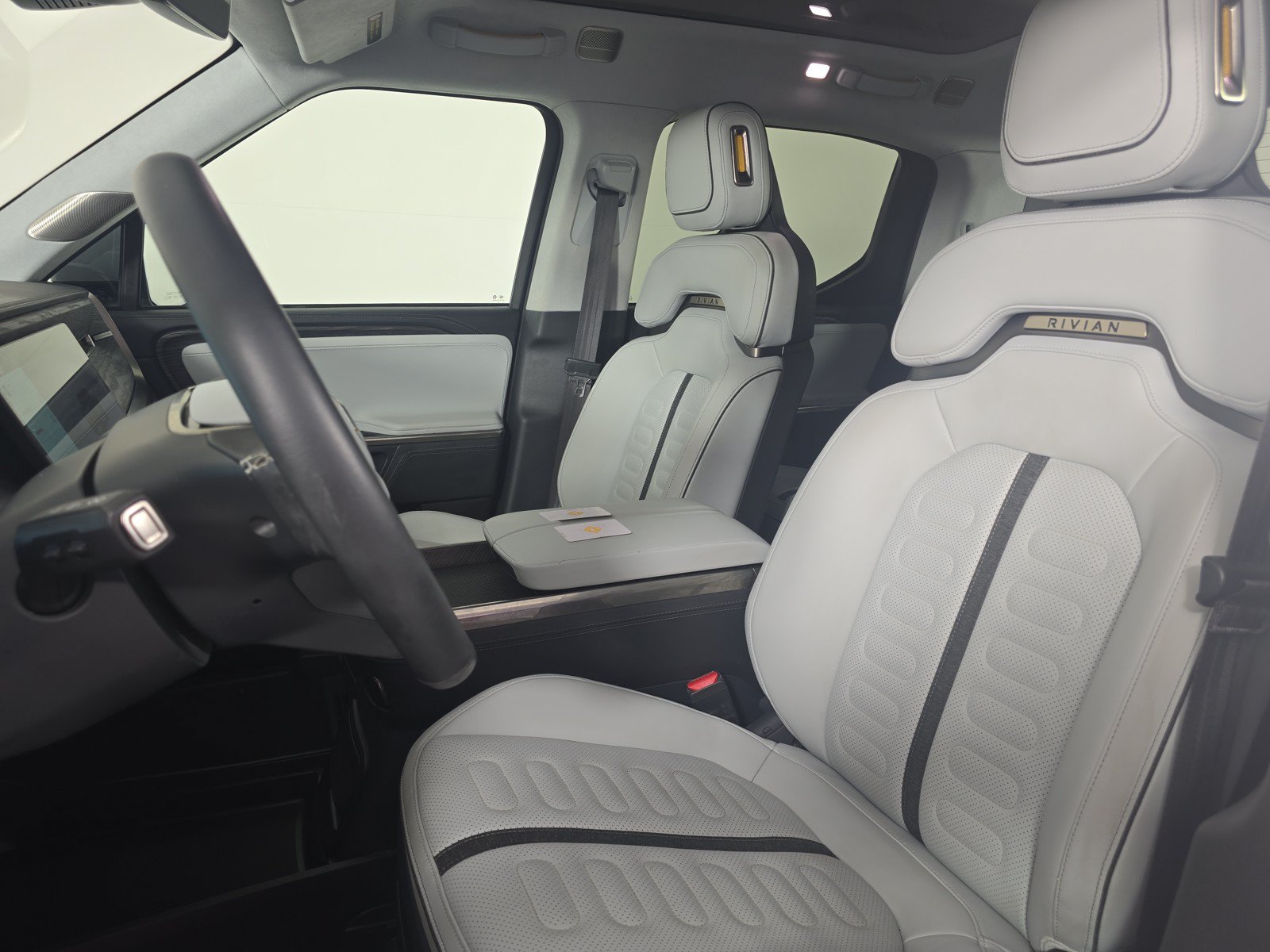 Used 2023 Rivian R1T Adventure AWD/4WD image 20
