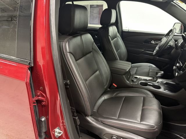 Used 2023 Chevrolet Traverse RS image 20