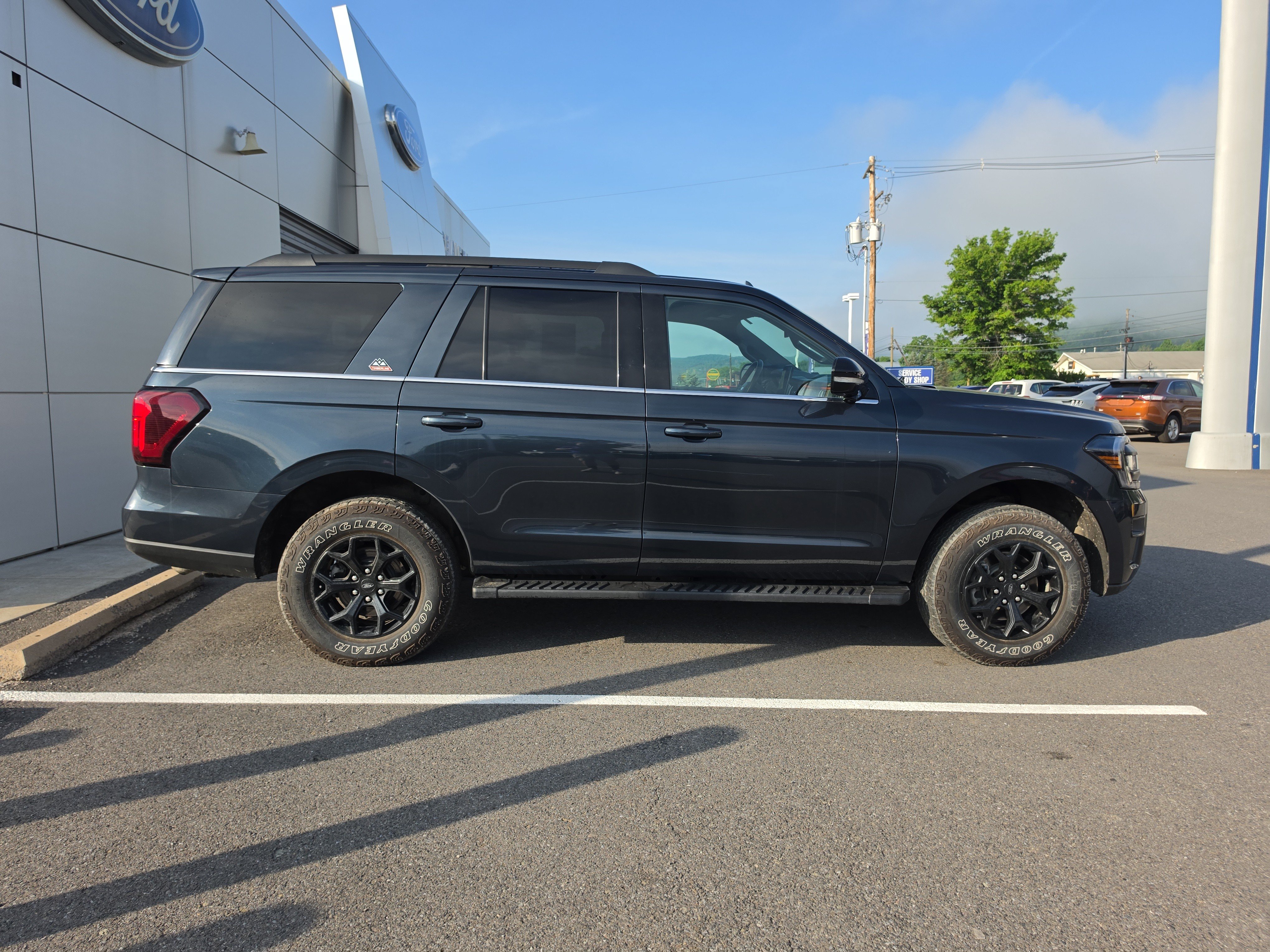 Used 2024 Ford Expedition Timberline AWD/4WD image 2