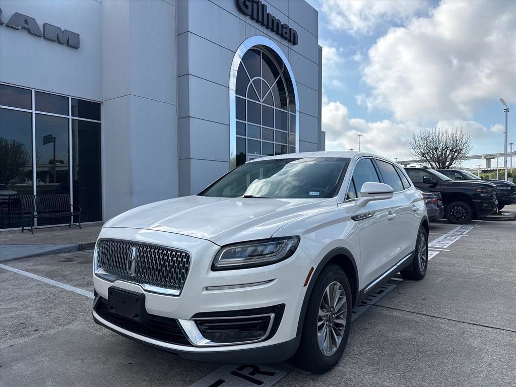 Used 2019 Lincoln Nautilus Select image 3
