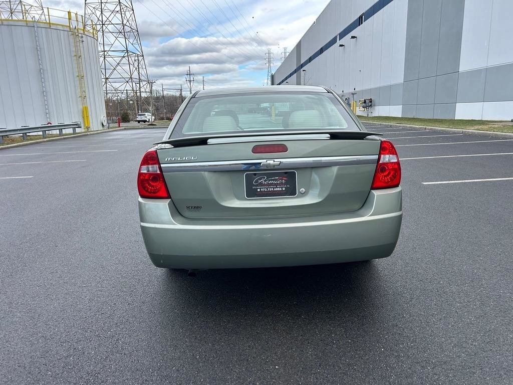 Used 2005 Chevrolet Malibu w/ Preferred Equipment Group image 10