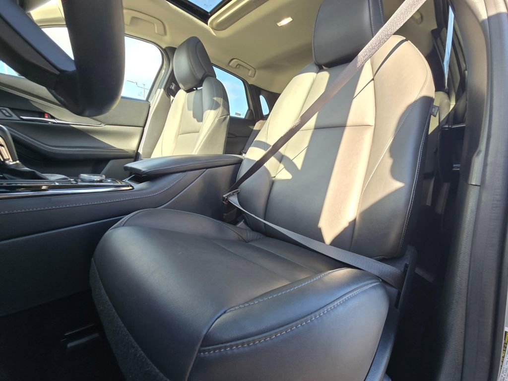 Used 2025 MAZDA CX-30 AWD 2.5 S w/ Preferred Package image 16