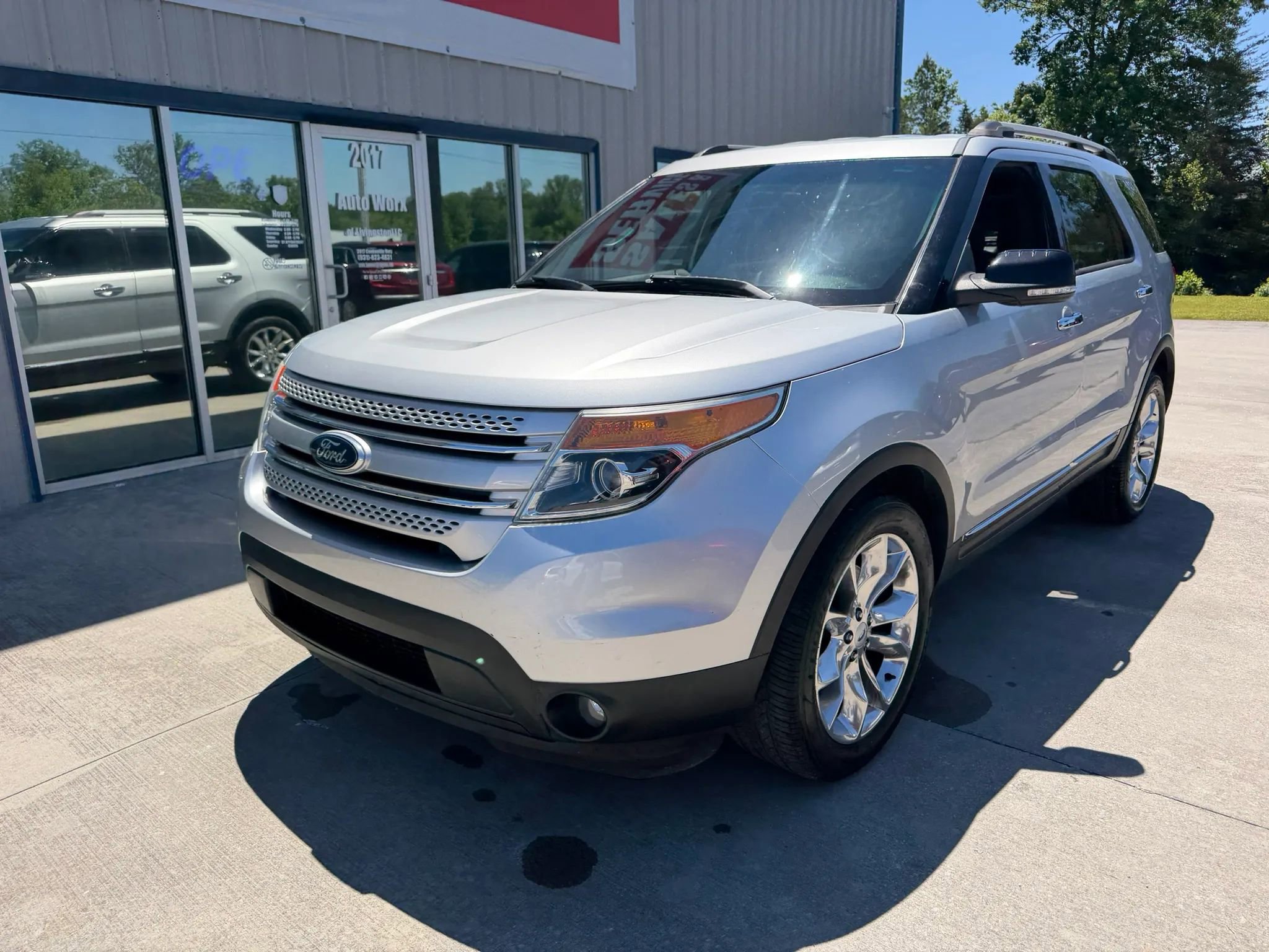 Used 2013 Ford Explorer XLT AWD/4WD image 22