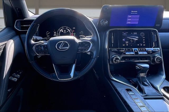 Used 2023 Lexus LX 600 4WD w/ Accessory Package (Z1) image 5