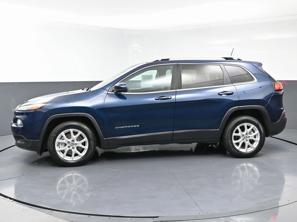 Used 2018 Jeep Cherokee Latitude Plus image 6