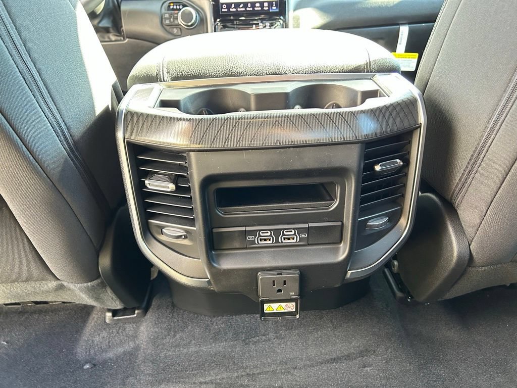 New 2026 RAM 1500 Big Horn AWD/4WD image 30
