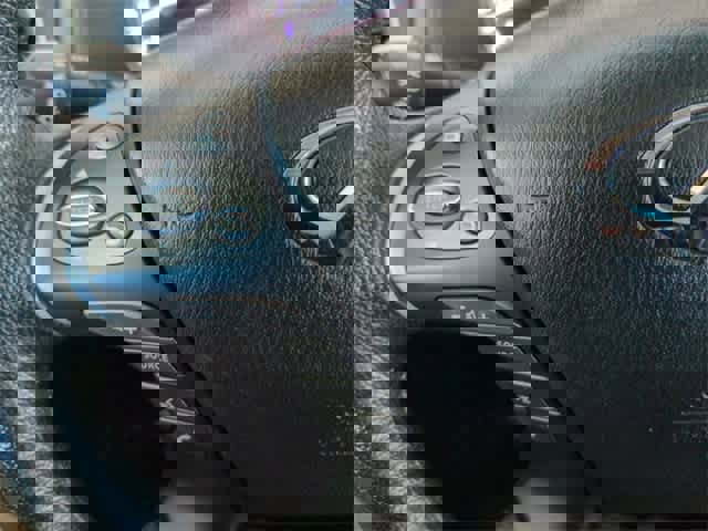 Used 2013 INFINITI JX35 w/ Premium Pkg image 26