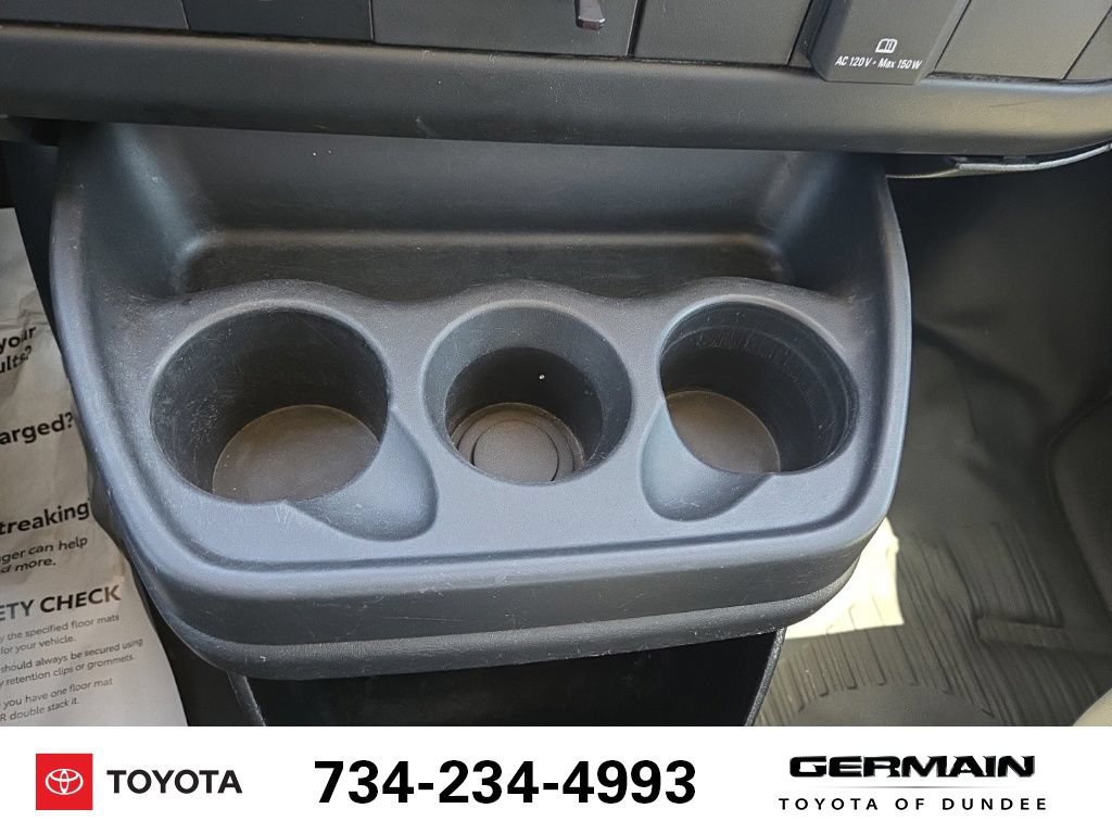 Used 2015 GMC Savana 3500 w/ Cold Climate Package RWD image 19