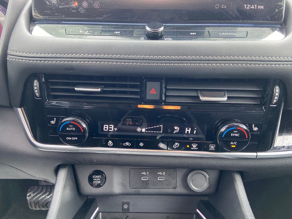 Used 2024 Nissan Rogue SL image 27