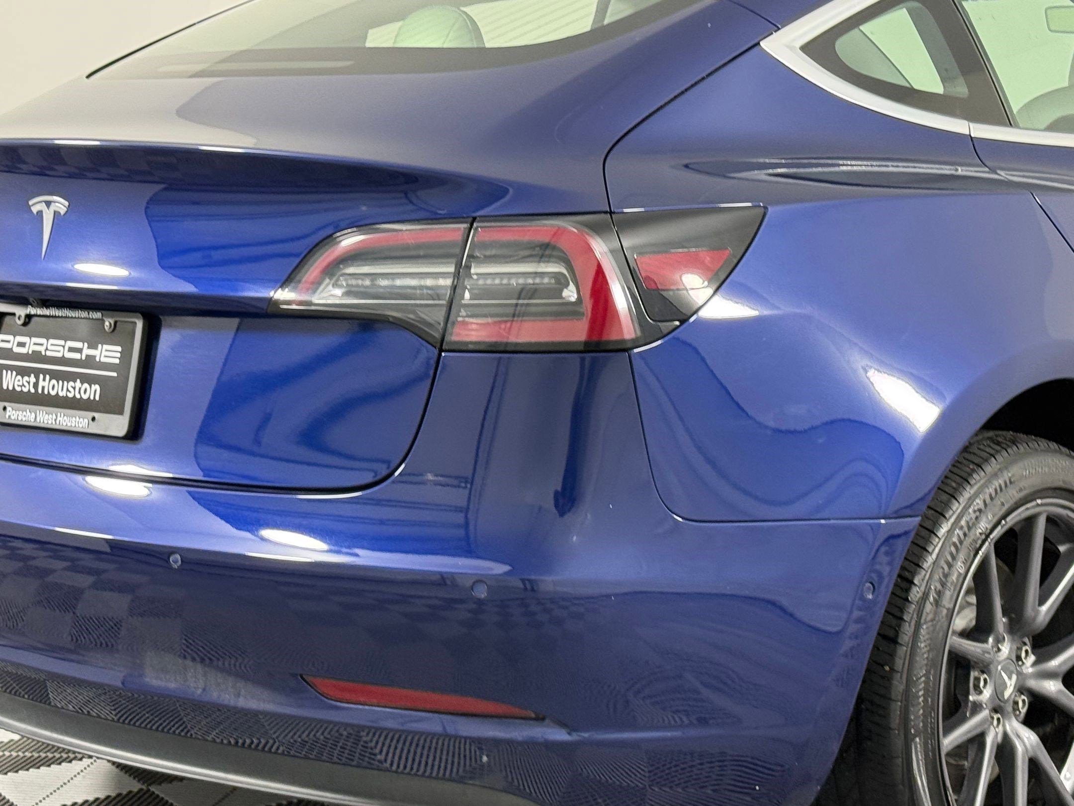Used 2019 Tesla Model 3 Mid Range image 13
