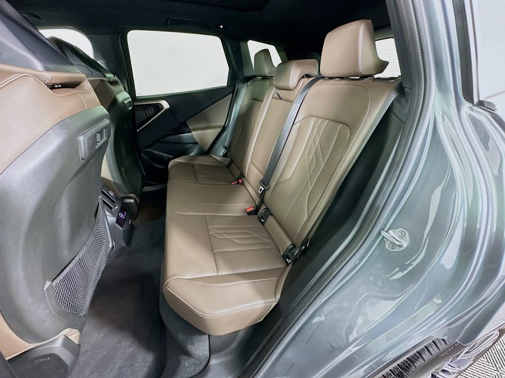 Used 2025 BMW X3 xDrive30i w/ Convenience Package image 23