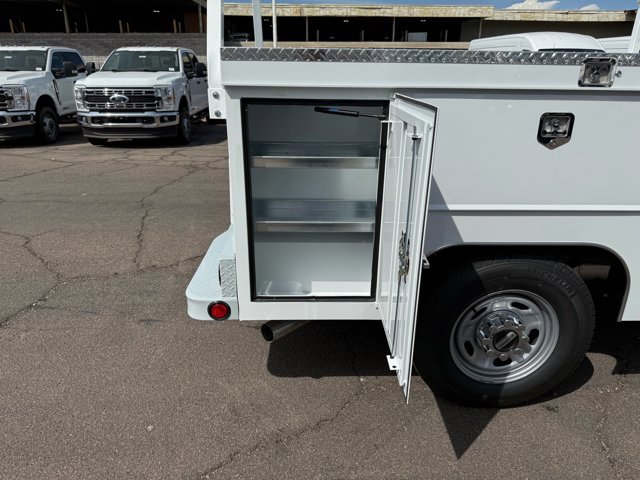 New 2026 Ford F250 XL w/ XL Chrome Package image 9