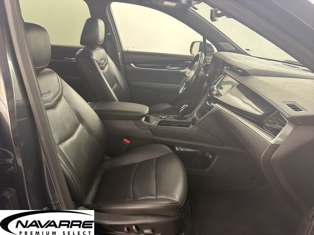 Used 2023 Cadillac XT6 Premium Luxury image 13