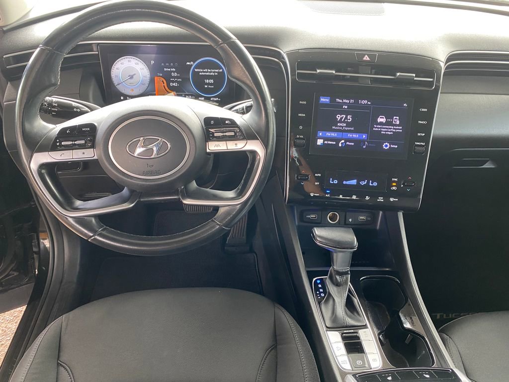 Certified 2022 Hyundai Tucson SEL w/ Convenience Package FWD image 12