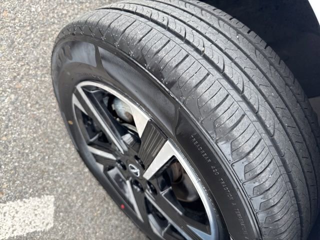 Used 2024 Nissan Sentra SV image 7