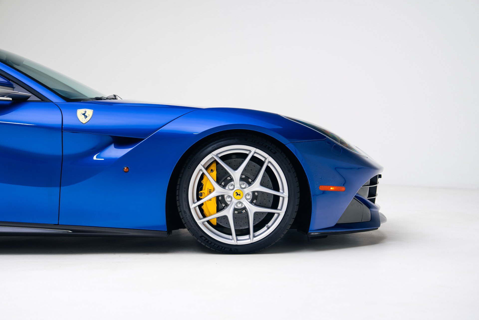 Used 2016 Ferrari F12 Berlinetta RWD image 19