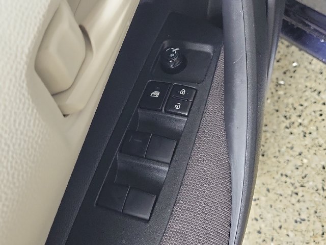 Used 2026 Toyota Corolla LE FWD image 22