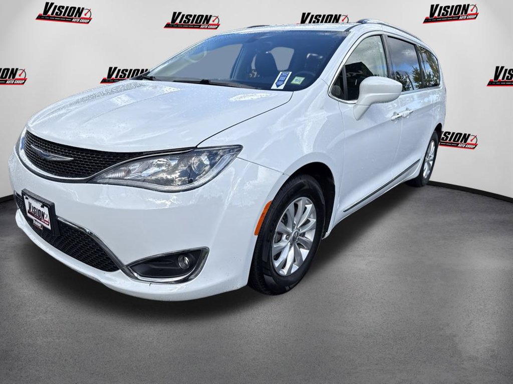 Used 2018 Chrysler Pacifica Touring-L Plus