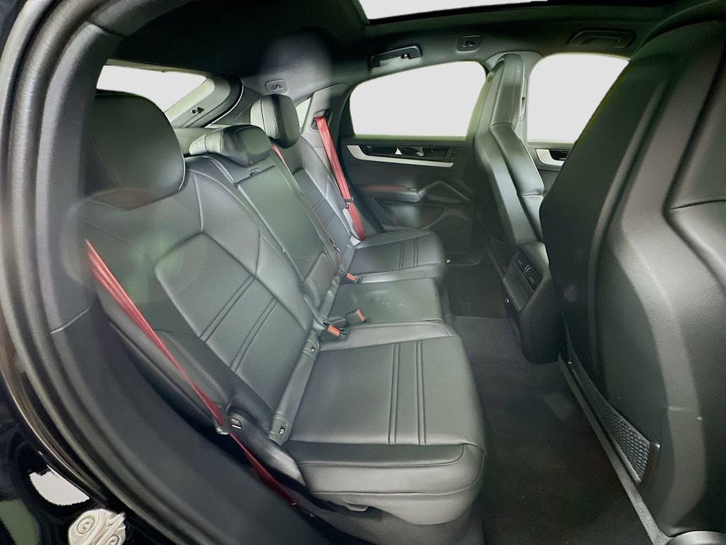 New 2026 Porsche Cayenne S image 29