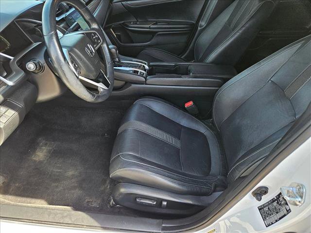 Used 2019 Honda Civic Touring image 17