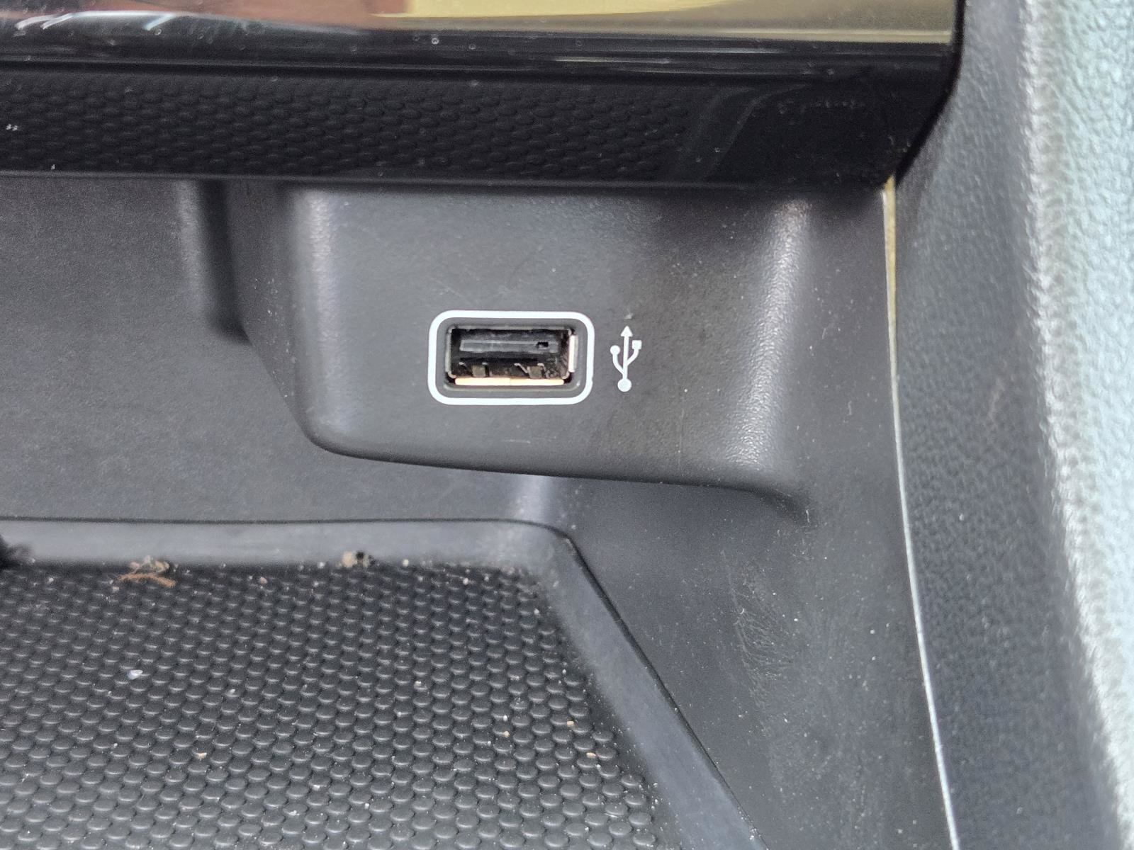 Used 2019 Volkswagen Jetta SEL Premium FWD image 13