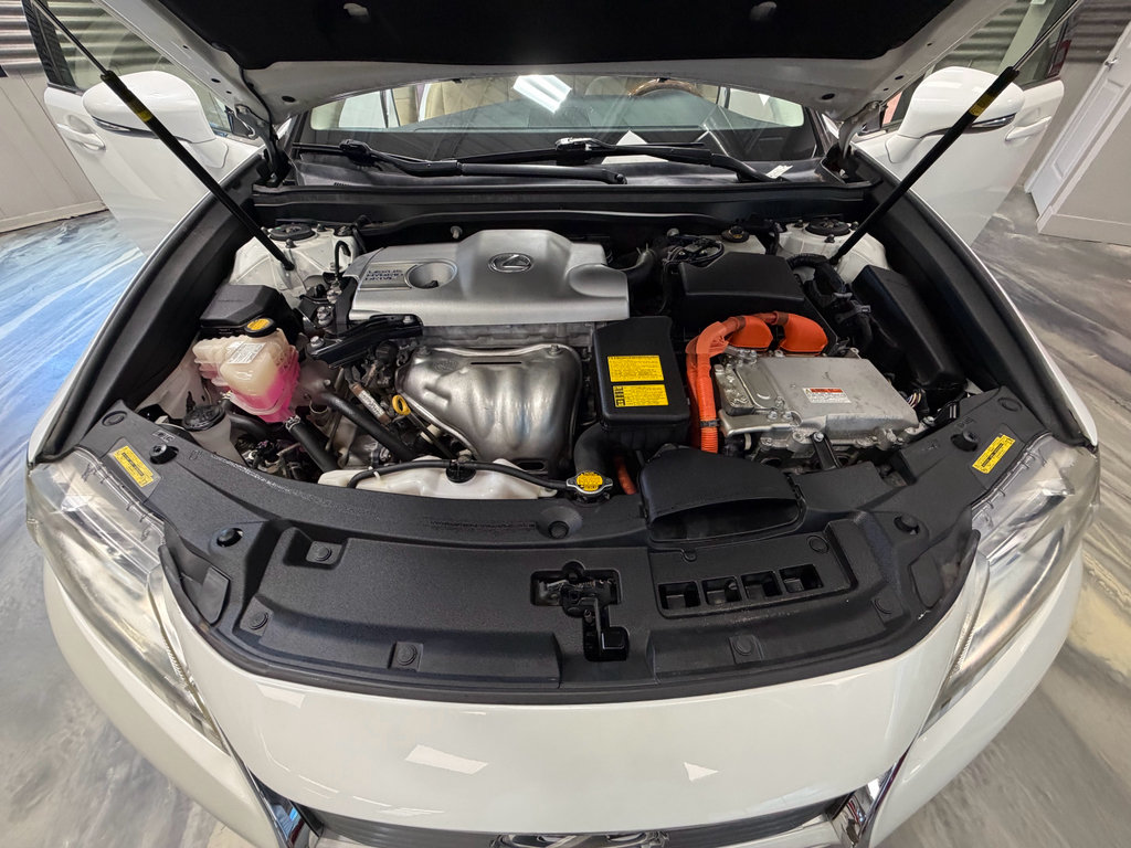 Used 2013 Lexus ES 300h w/ Luxury Pkg FWD image 60