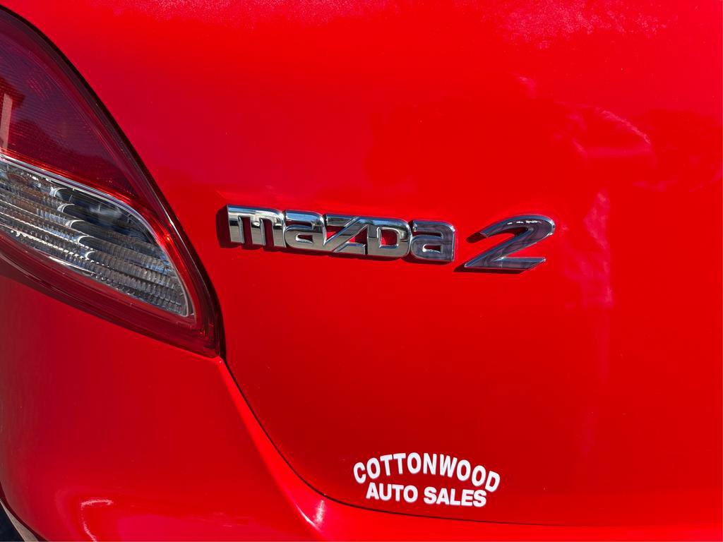 Used 2012 MAZDA MAZDA2 Sport FWD image 24