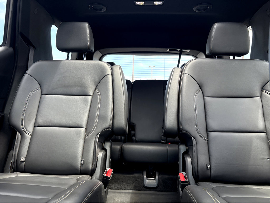 Used 2023 Chevrolet Traverse LT w/ LT Premium Package FWD image 22