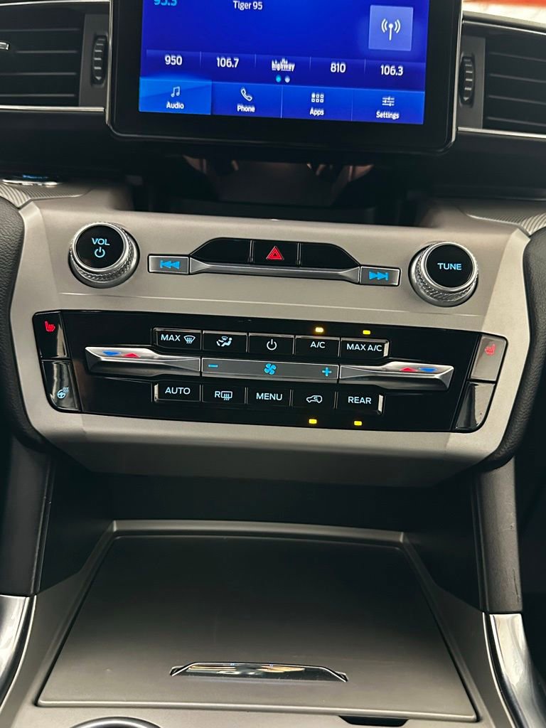 Used 2023 Ford Explorer XLT w/ Equipment Group 202A image 20